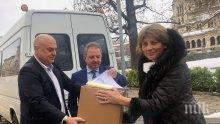Депутати от НФСБ дариха респиратор на Инфекциозна болница