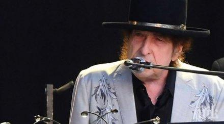 боб дилън изпя минутна песен убийството кенеди