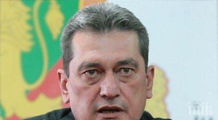 главен комисар николов добра новина доброволците вече хиляди