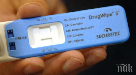 двама шофьори пътник спипани наркотици шумен