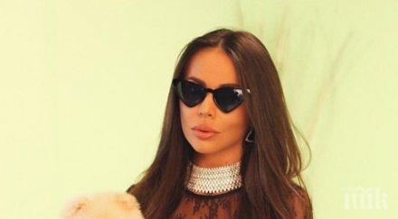 вижте разчиства снежните преспи къщата алисия видео