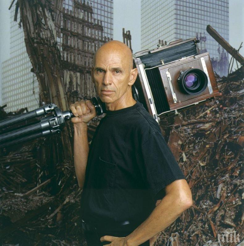 Фотографът на 11 септември с изложба в София