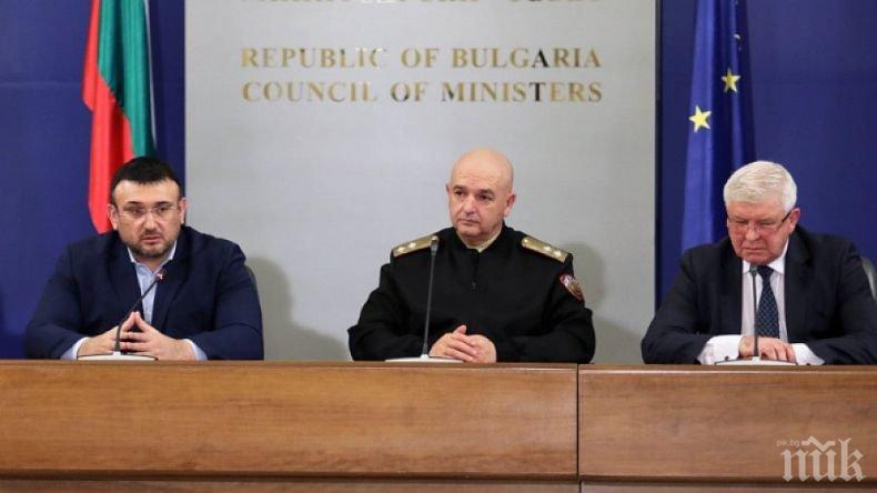 ОЧАКВАЙТЕ НА ЖИВО: Министрите Маринов и Ананиев с горещи подробности за глобите при епидемията и ще има ли промени в наредбите 