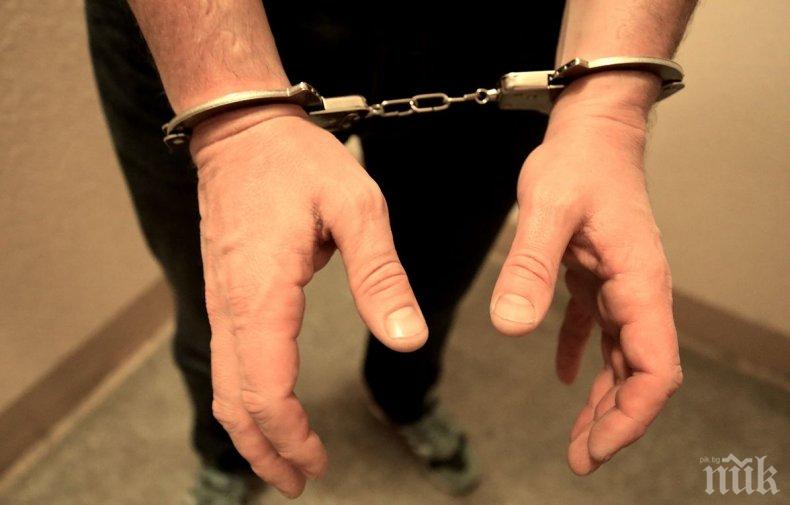 Трима пребиха и ограбиха 63-годишен мъж в Бургаско 