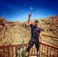 ММА-боецът Георги Валентинов се чука сам (СНИМКА)