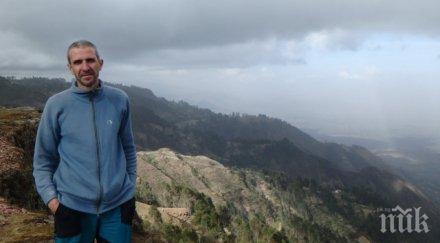 екзотика парапланерист сопот кацна сред жирафи снимки