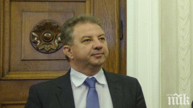 Депутатите на Валери Симеонов предложиха да се работи без възнаграждения