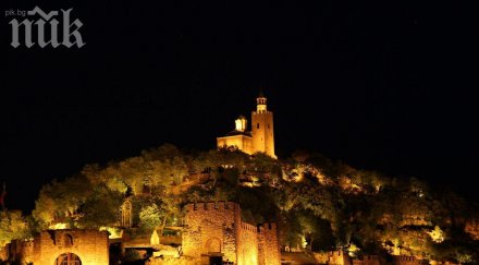 свиха кабелите спектакълa звук светлина царевец