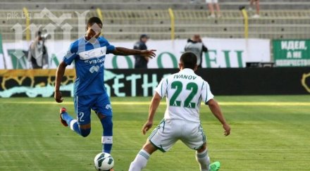 левски засилва дъстли мюлдер обратно холандия