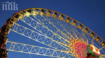 кабинка виенско колело аржентина падна уби две деца