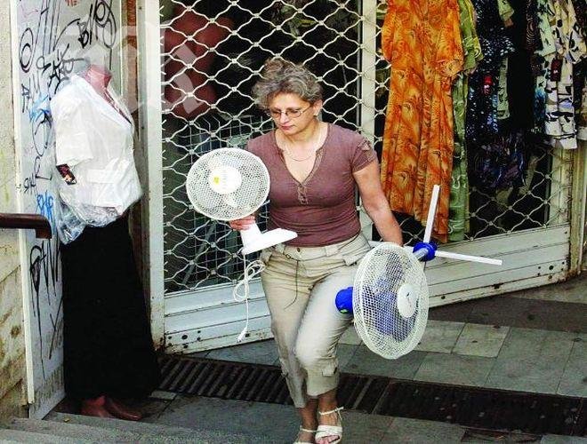 Работодатели кихат пари заради жегата