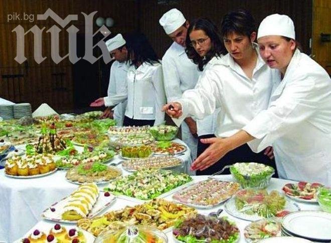 И храната от ол инклузив с етикети за съдържание