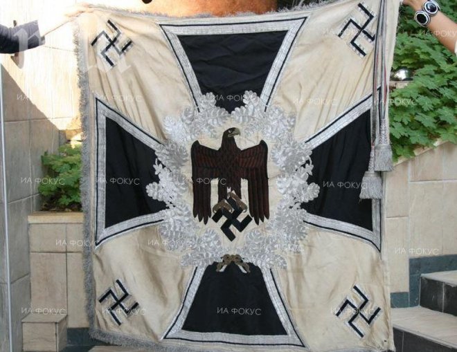 Крадци върнаха трофейното хитлеристко бойно знаме