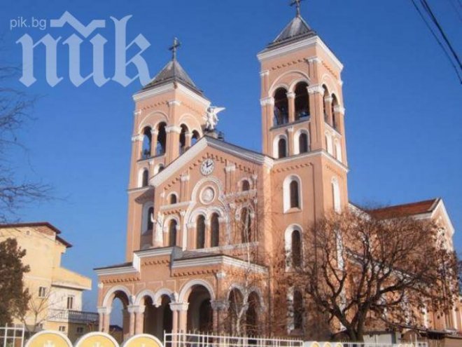 Като на филм! Попове измислиха план, устроиха капан и арестуваха крадец