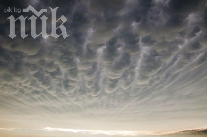 Летни бури с гръмотевици и порои опустошават Германия