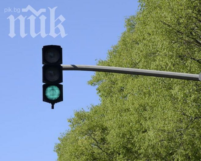 Отпушват трафика до морето със зелена вълна по магистралите