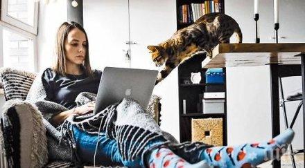 лишаваме излизаме навън