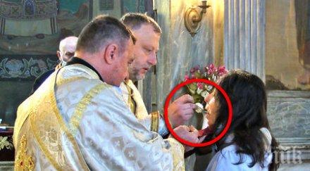 потресаваща безотговорност бургас една лъжичка причастиха всички видео