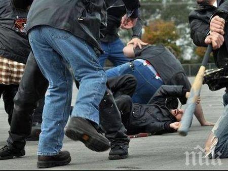 ДИВ ЕКШЪН: Строшени глави, джамове, врати, псувни и закани в Раковски - побеснял хулиган нападна ченгета в районното