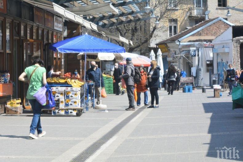 Прекратиха договорите на трима търговци на Женския пазар в София заради неспазване на противоепидемичните мерки