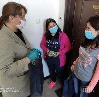 Деница Сачева дарява и помага на семейства в неравностойно положение