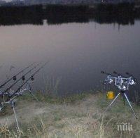 Нито един рибар не излезе на бреговете на река Тунджа край Ямбол вчера