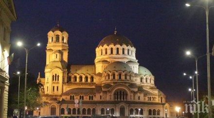 великден въвеждат строг ред движение около храм паметника александър невски