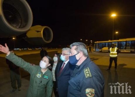 Ето я българката, която пилотира боинга със санитарни материали от Китай (СНИМКИ)