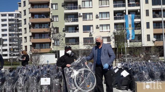 Пловдив протегна ръка на болници в София, Бургас и Варна (СНИМКИ)