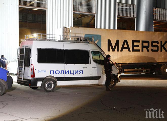 БОМБА В МИТНИЦИТЕ: Шефът уволни зам.-началничка в Благоевград! Биляна Ключкова завлякла колеги и граждани със стотици хиляди и духнала в Англия