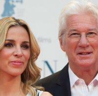 ЩАСТИЕ: 70-годишният Ричард Гиър стана отново баща