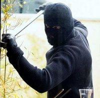 СКРИТ ЗАНАЯТ: Фризьорка от Пловдив обира жилища на клиенти