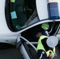 Спипаха зад волана мъж, поставен под карантина 