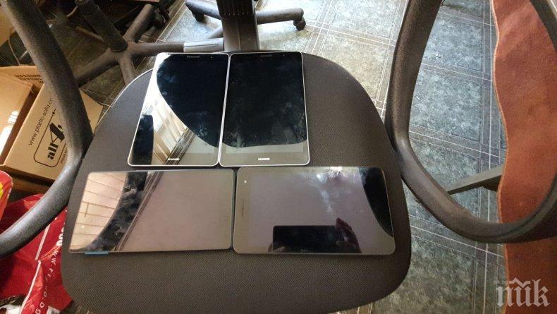 Столични полицаи задържаха 17-годишен, разбивал и обирал таксита