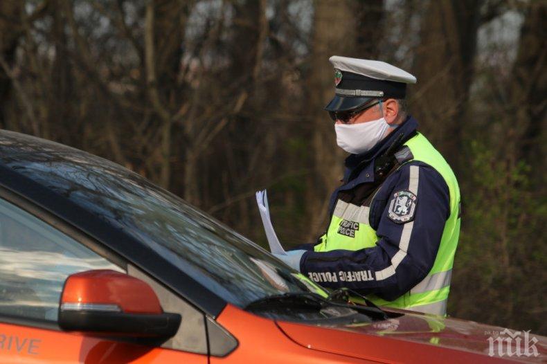 Жена излъга полицаи на КПП-то при Горна Оряховица, че отива на работа