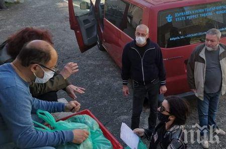 Изненадаха с празнични козунаци социални заведения и центрове в Бургас