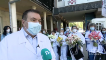 Лили Иванова зарадва лекари от „Александровска болница" по случай рождения си ден