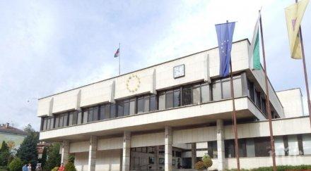 детските градини яслите троян работят лятото