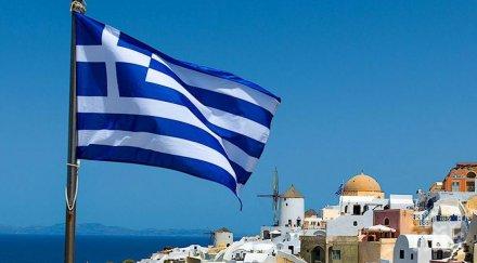 черни облаци надвисват гръцкия туризъм