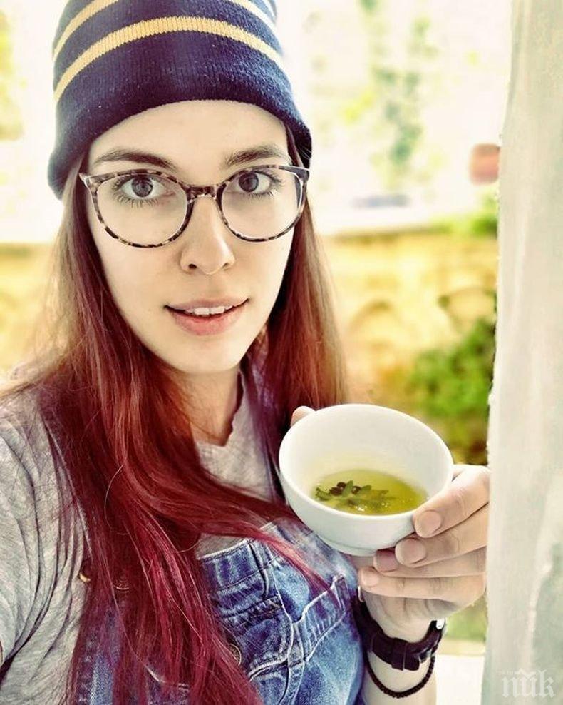 Звезда от Откраднат живот се грижи за пчелите