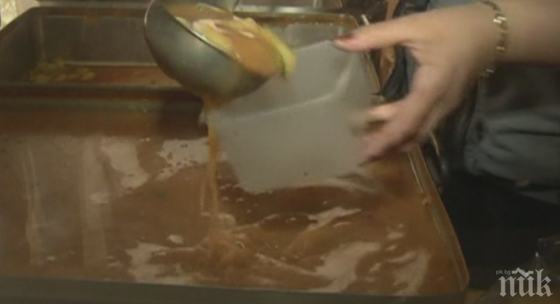 Доброволци в помощ на възрастните хора и лицата с увреждания