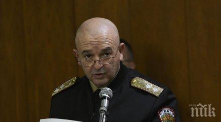 пик ретро ген мутафчийски преживял атентат