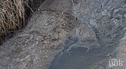 спукан тръбопровод напълни фекалии варненското езеро