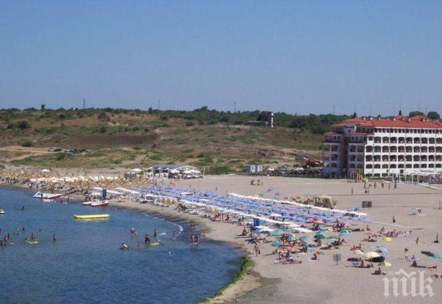 Бургаският плаж се напълни, масово хората са без маски