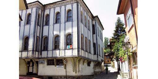 Приключиха огледите за разрушения в Стария Пловдив