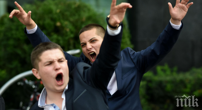 Измамник ще връща 6500 лв. заради провален абитуриентски бал