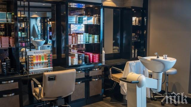 Фризьорските салони в Германия остават празни въпреки разхлабването на мерките