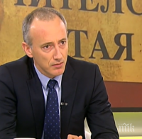 Министър Вълчев: Абитуриентски балове ще има, може би в края на юни