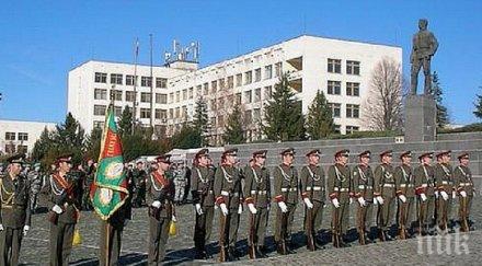 полк иван маламов армията винаги услуга обществото