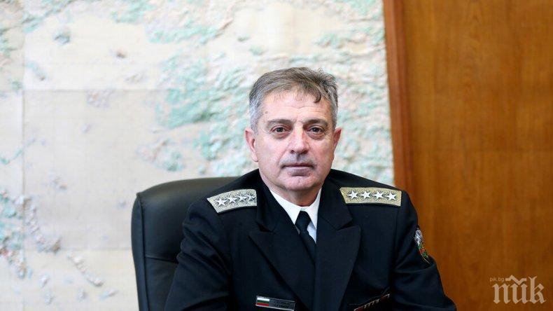 Началникът на отбраната адмирал Емил Ефтимов: С Ф-16 влязохме в 21-ви век